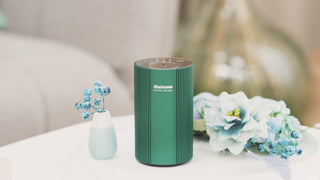 MINI gruen Video auf Tisch