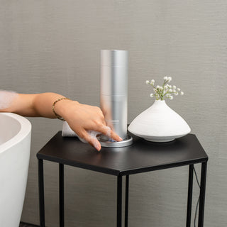 Miamo Aroma Midi silver aroma diffuser designed for contemporary spaces