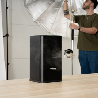 Miamo Aroma Maxi Cube Diffuser in a studio setting, ideal for enhancing atmosphere with fragrance